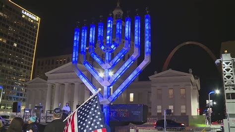 Menorah lighting at Kiener Plaza carries new meaning for St. Louis Jewish community